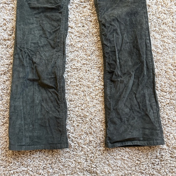 Old Navy Extra High Rise Boot Cut Corduroy Jeans - Picture 4 of 6